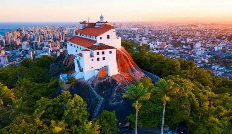 Vila Velha entra no risco baixo no novo mapa de Covid-19