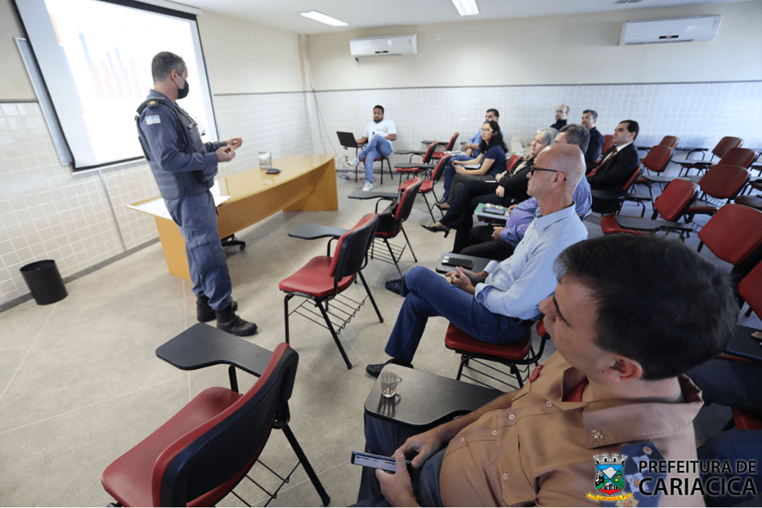 Gabinete de Gestão Integrada Municipal de Cariacica discute estratégias com forças de segurança pública