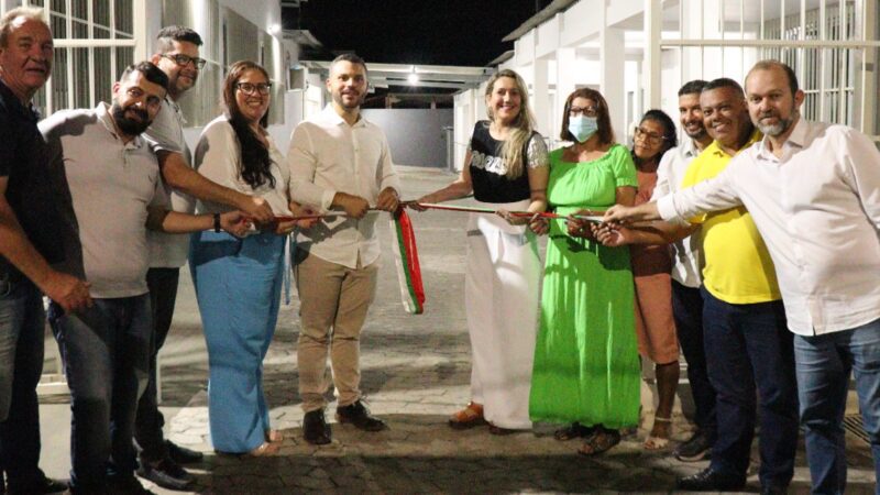 Prefeitura de Viana inaugura a obra de revitalização da EMEF Francisco de Assis Pereira