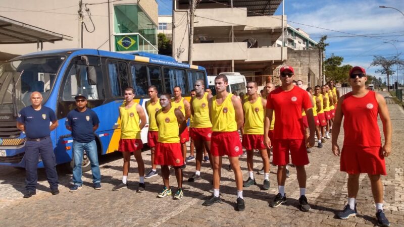 Prefeitura de Marataízes e Corpo de Bombeiros qualificam guarda-vidas