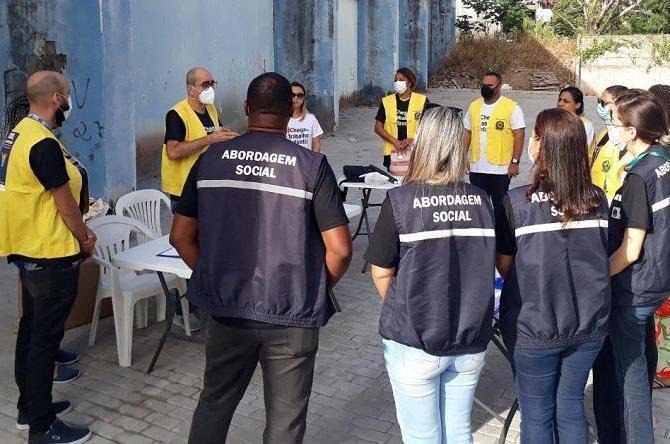Adolescentes que trabalhavam em feira livre na Serra vão atuar como menor aprendiz
