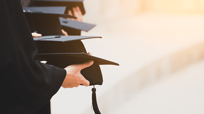 Prefeitura de Viana oferece mais de 2 mil bolsas de estudos para ensino superior