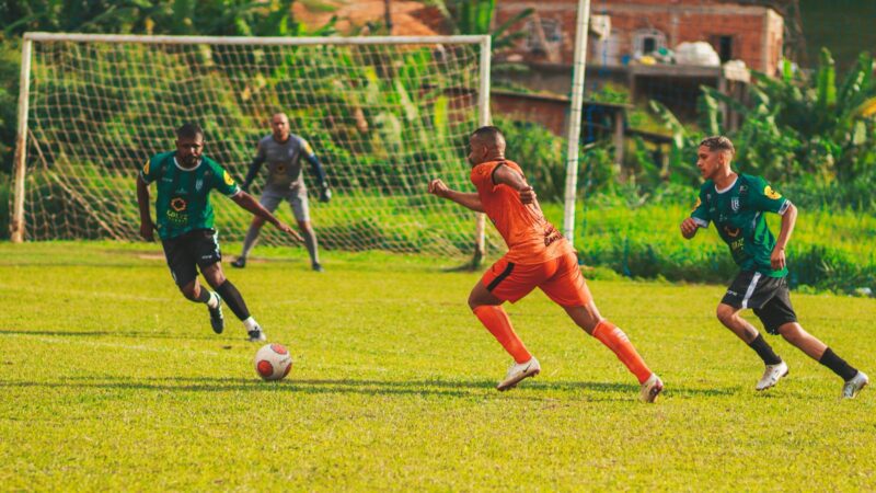 Confrontos eletrizantes marcam o início do torneio em Viana