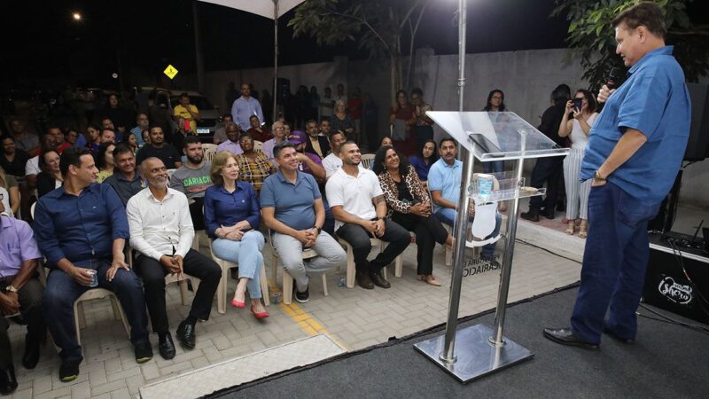 Comunidade de Vale dos Reis, em Cariacica, comemoram a inauguração de diversas ruas do bairro