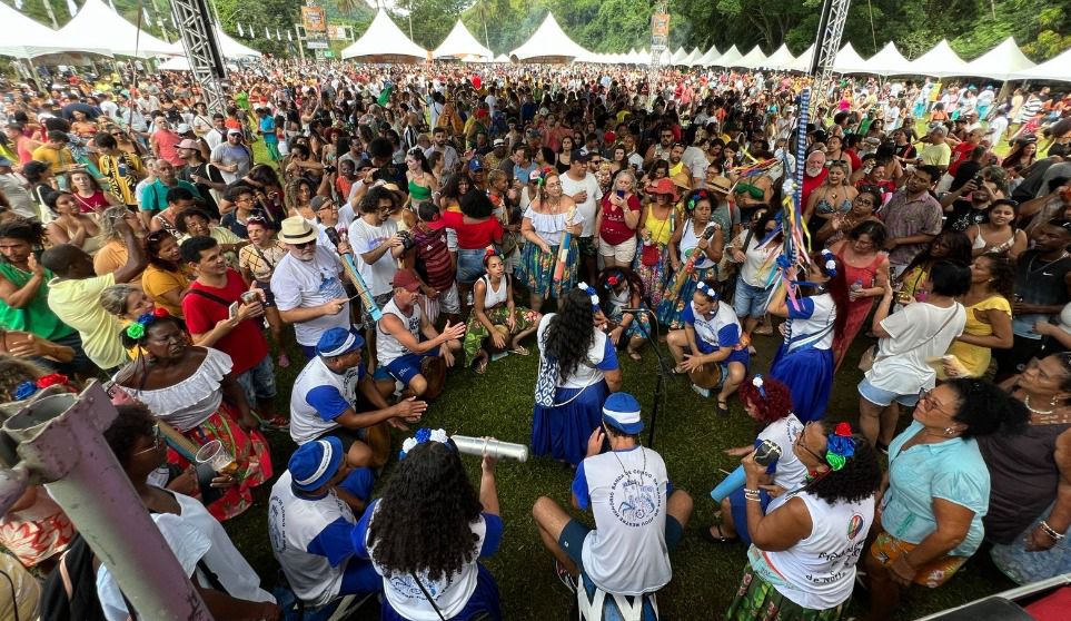 Carnaval de Congo de Máscaras de Roda D’Água honra o Dia de Nossa Senhora da Penha com tradição cultural