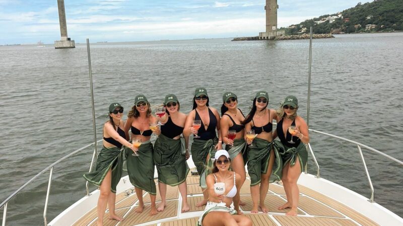 Explorando a Costa de Vitória: Experiências Memoráveis com a Marina Maikai