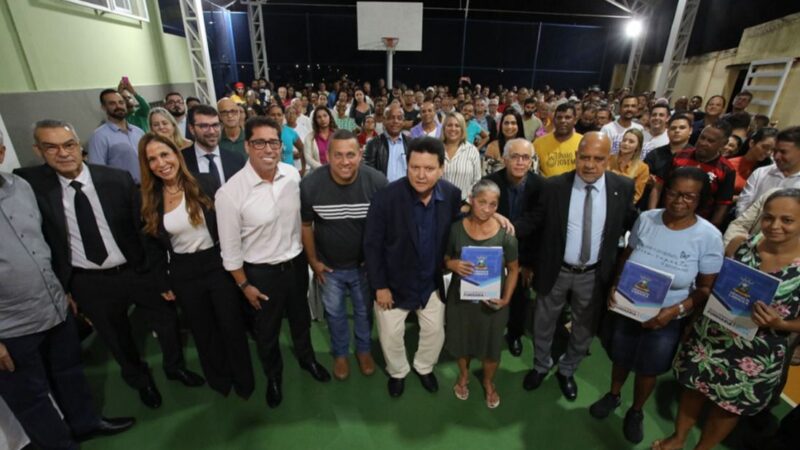 Moradores de São João Batista são beneficiados com 65 escrituras gratuitas