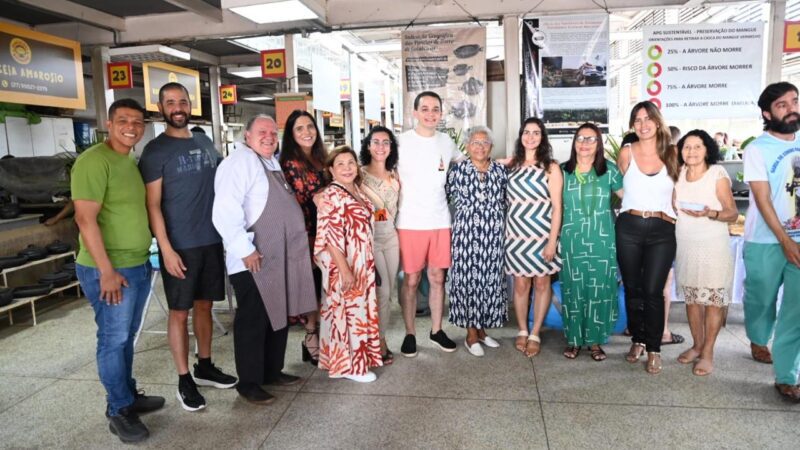 Pazolini marca presença no aniversário das Paneleiras de Goiabeiras