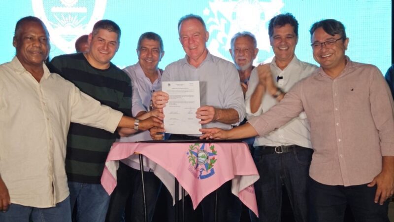 Novos investimentos em drenagem e pavimentação de ruas na Serra são anunciados pelo Governo