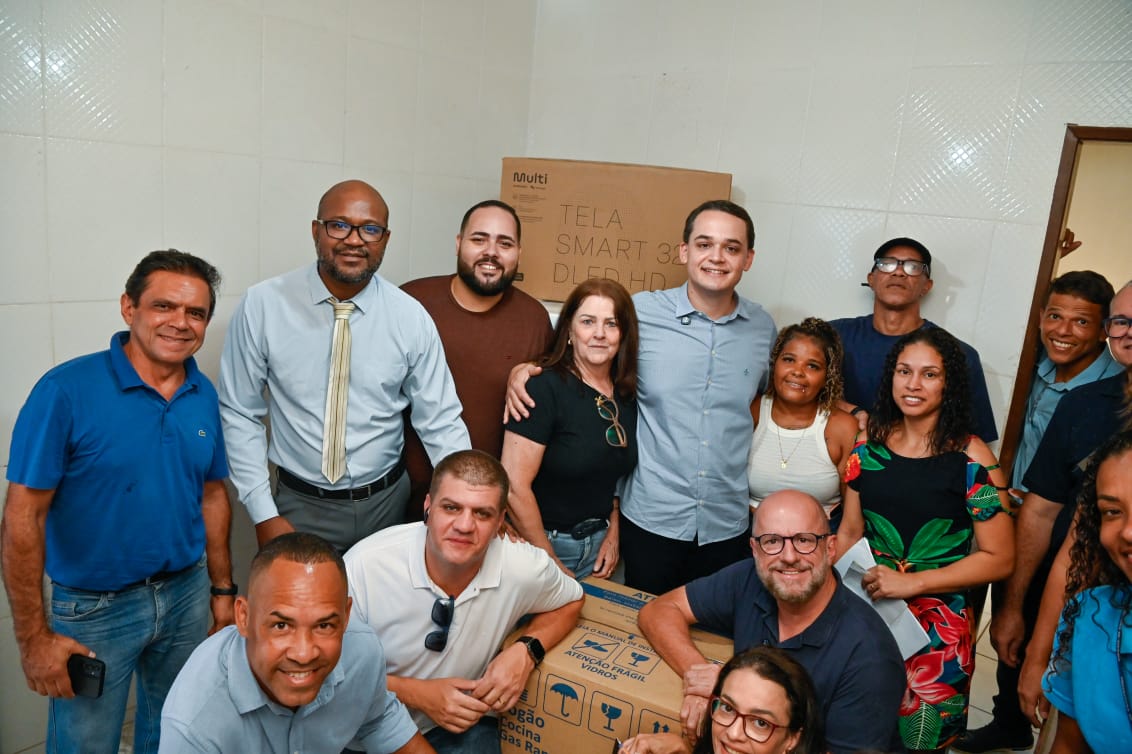 Sonhos realizados: Pazolini entrega mais duas residências na Ilha do Príncipe