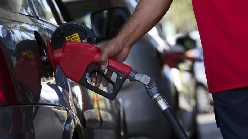 Gasolina com 30% de etanol recebe aprovação do governo: confira as possíveis mudanças
