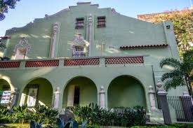 Biblioteca Municipal de Vitória realiza troca gratuita de livros para estimular a leitura