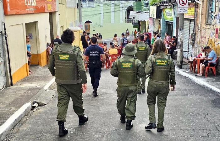 Guarda de Vitória atua em parceria com a Secretaria de Meio Ambiente para apreender caixas de som