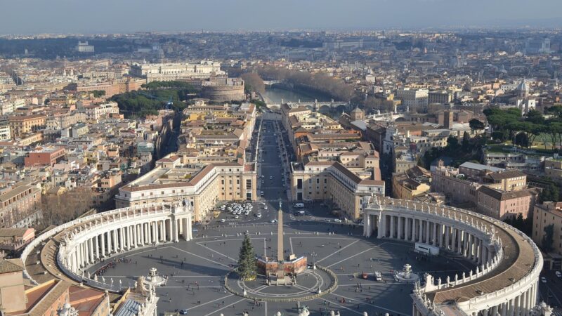 Conclave para escolher novo Papa começa hoje
