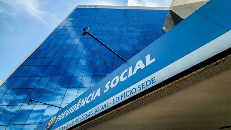 INSS começa a devolver descontos indevidos segunda-feira (26/05)