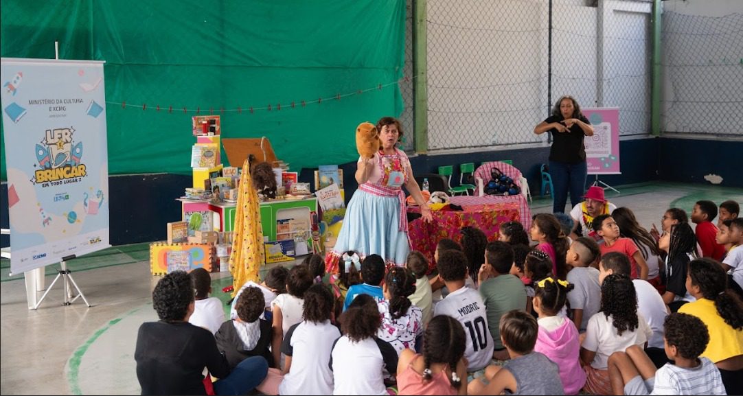 “Ler e Brincar em Todo Lugar 2” foi realizado em Vitória e Vila Velha com leitura, brincadeiras e inclusão cultural