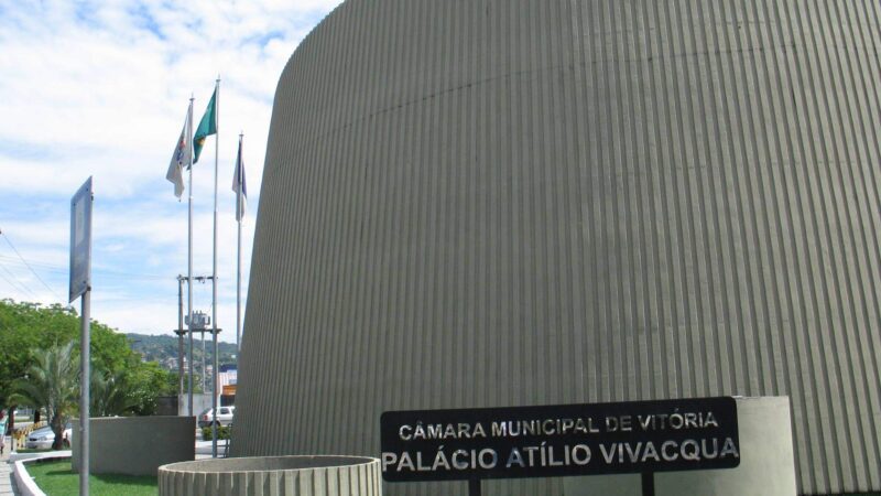 Câmara de Vitória aprova projeto que garante contratação de pessoas em situação de rua por empresas vencedoras de licitação