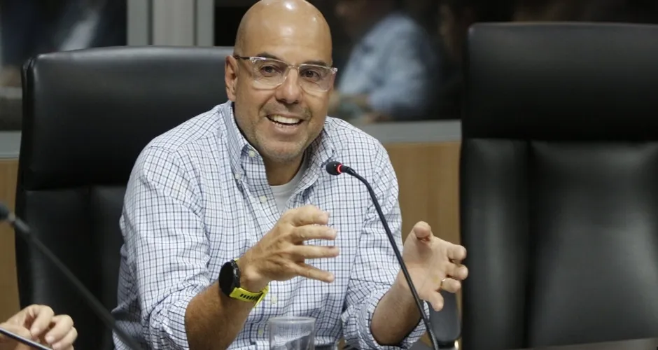 Duas montadoras e até três resorts estão nos planos do governo do Espírito Santo para atrair novos investimentos e impulsionar o turismo