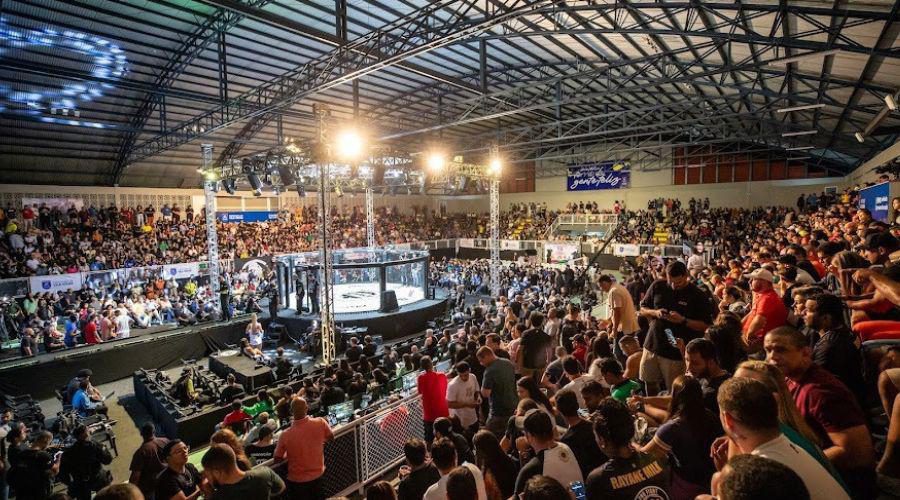 O maior evento nacional de MMA está chegando – reserve já seu ingresso gratuito