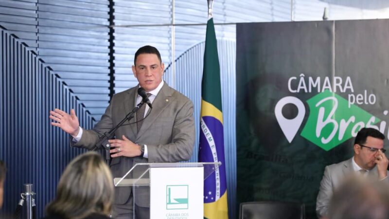 Da Vitória e Motta defendem ações de desenvolvimento regional no lançamento do Programa Câmara Pelo Brasil