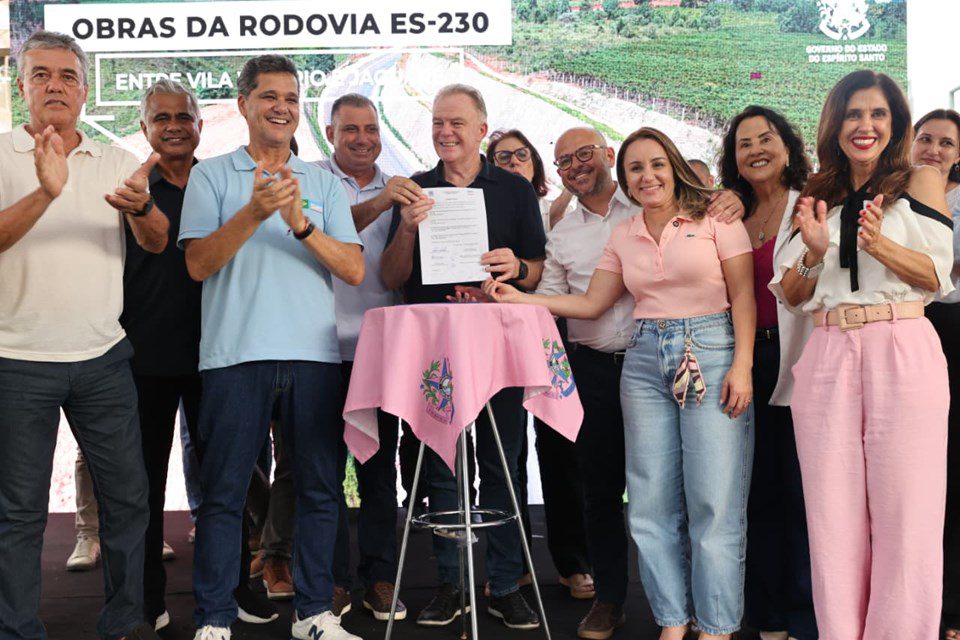 Estado inaugura obras de infraestrutura, educação e lazer em Vila Valério