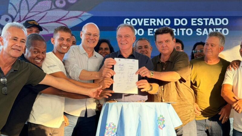 Estado investe na urbanização e impermeabilização da calha do Rio Marinho