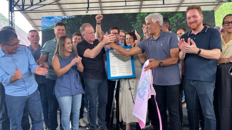 Governo do Estado anuncia edital da ES-379 e entrega obras em Muniz Freire