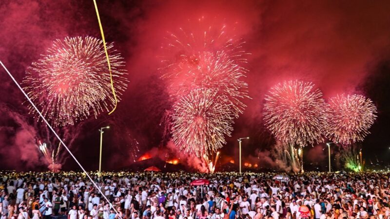 Turismo capixaba cresce no Réveillon 2026, com gasto médio maior e aprovação recorde