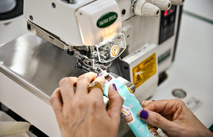 Vitória abre vagas para cursos gratuitos de costura, panificação caseira e culinária