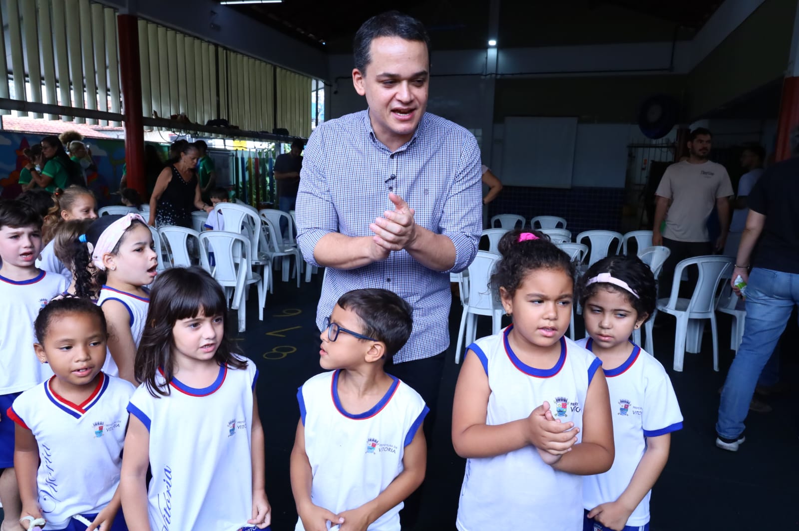 Prefeitura de Vitória conquista Ouro na Educação e reconhecimento nacional do MEC