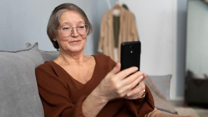 Palestra alerta sobre riscos digitais e orienta idosos nesta sexta-feira (6)