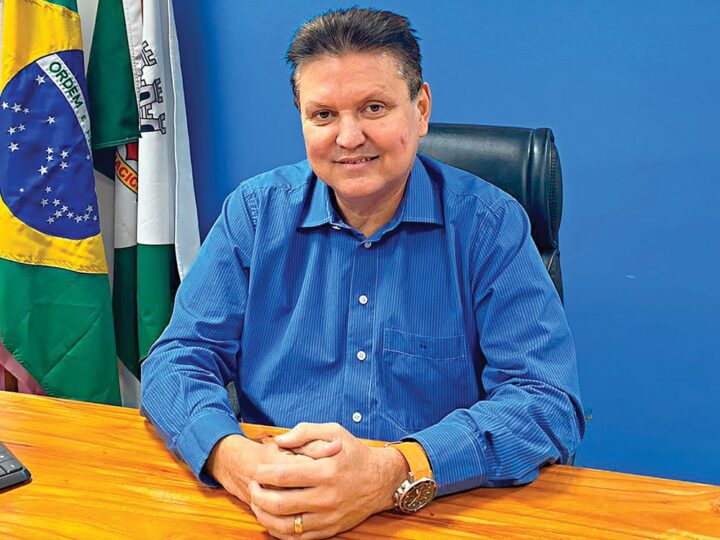 EUCLÉRIO DESISTE DA DISPUTA AO SENADO, PERMANECE NA PREFEITURA E SE CONSOLIDA COMO PEÇA-CHAVE DO MDB NO ESPÍRITO SANTO