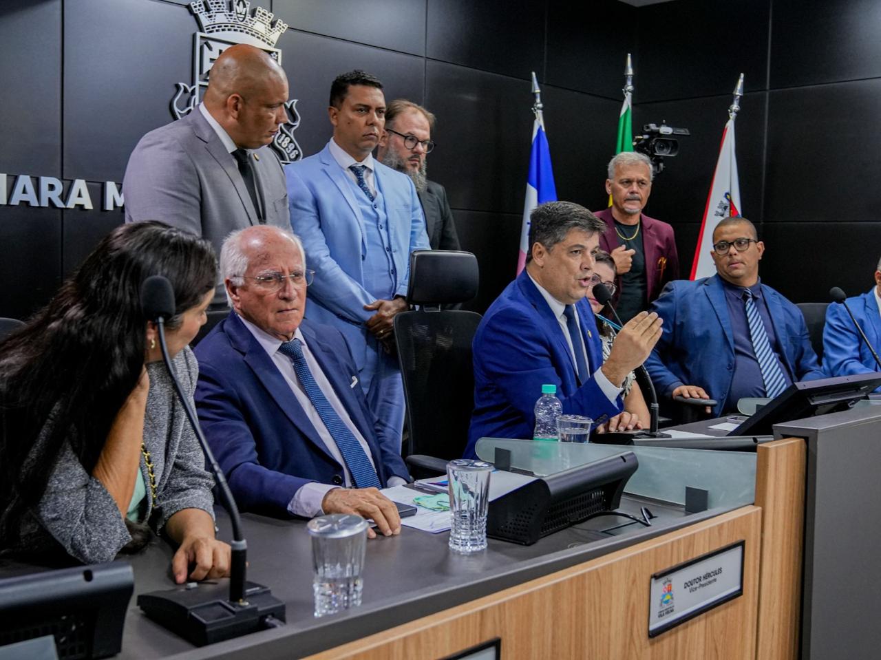 Revisão do PDM avança na Câmara e destaca Devanir Ferreira nas decisões sobre Vila Velha