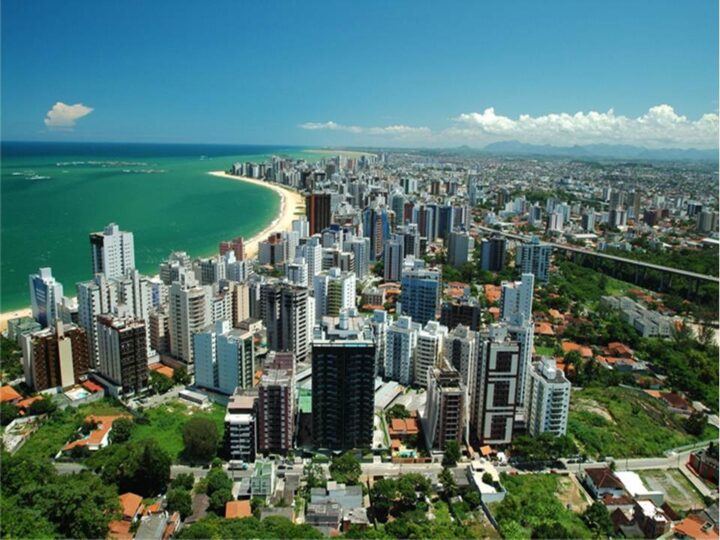 Entrega final dos carnês do IPTU é reforçada em 15 bairros