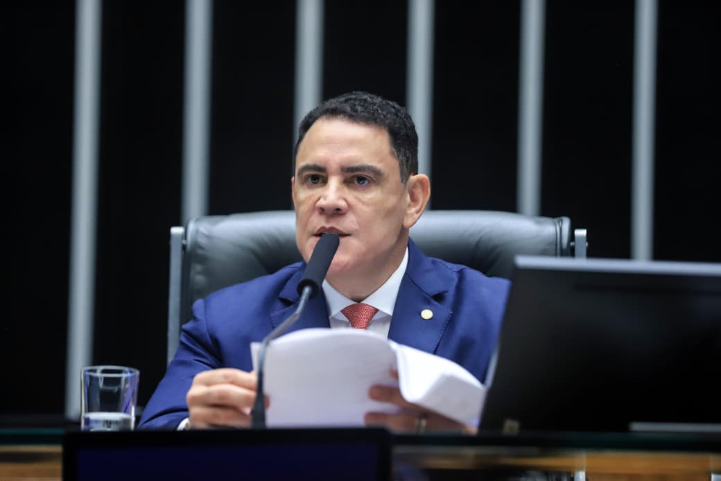Câmara aprova urgência ao projeto que aumenta limite de faturamento do MEI para R$ 130 mil