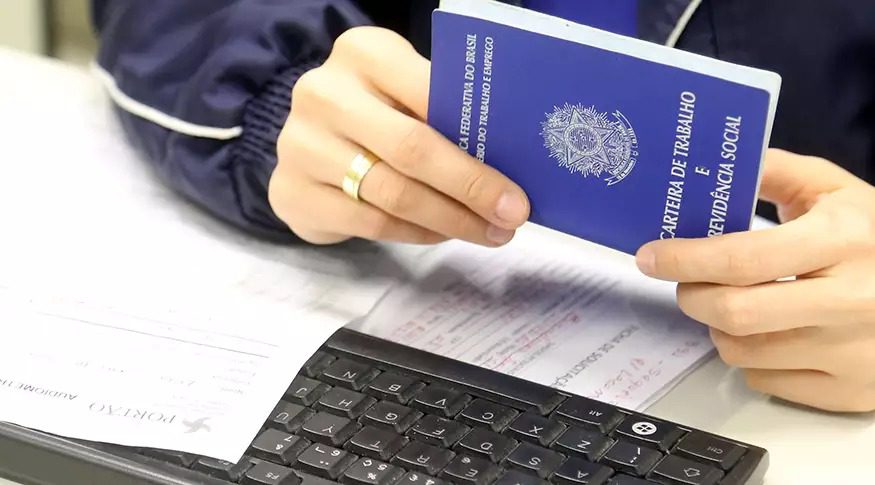 Feira da Multivix oferece mil vagas de emprego e estágio com apoio do Sine Vila Velha nesta terça (28)