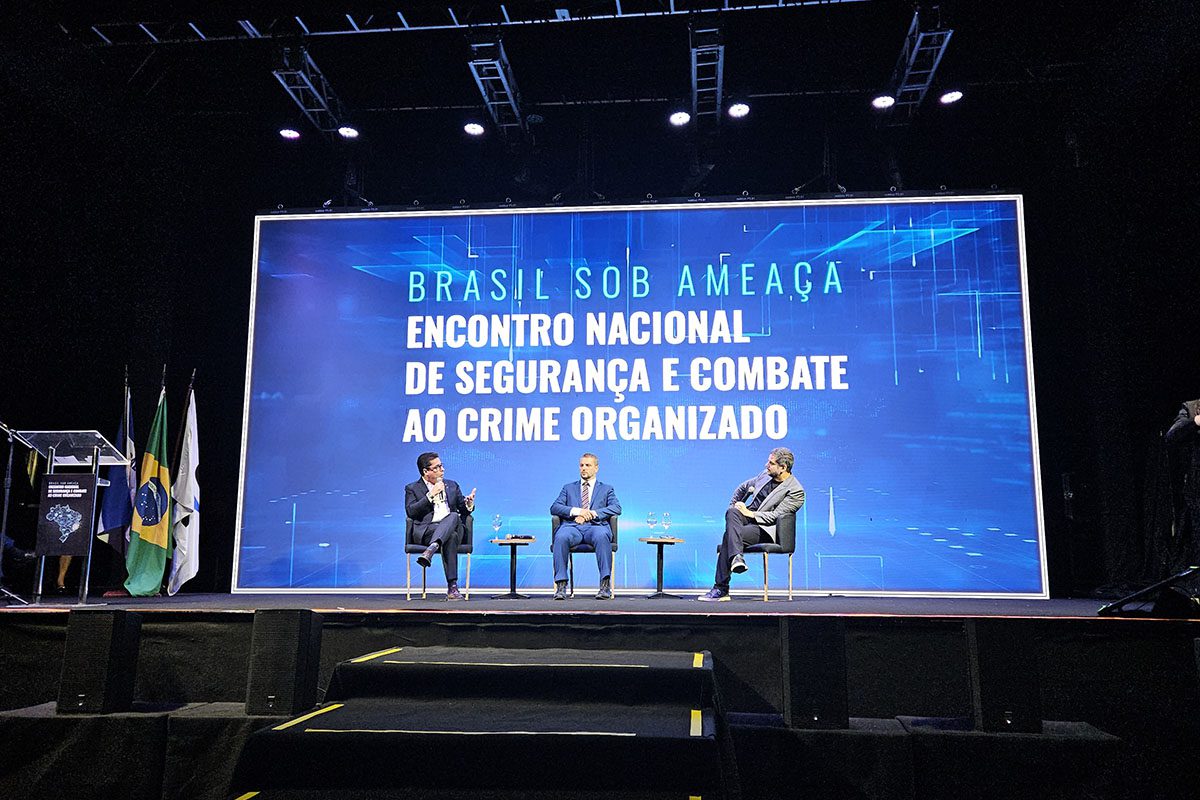 Debate reúne especialistas para analisar ações contra a criminalidade