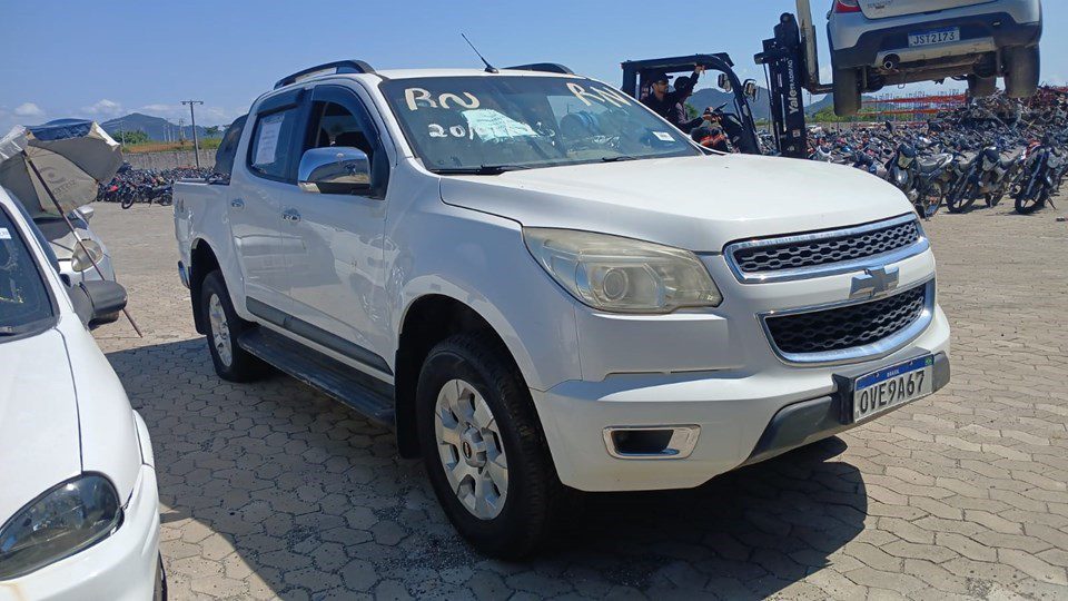 Detran|ES promove leilão online com 800 veículos conservados na próxima semana