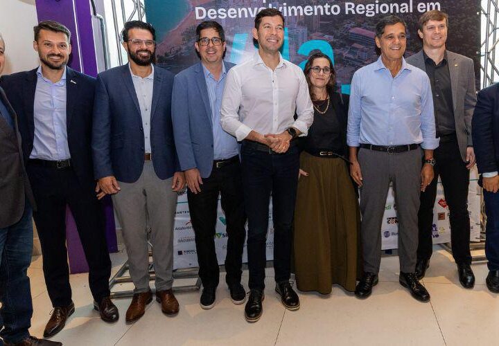 Governador anuncia recursos para construção da segunda ponte sobre o Rio Jucu