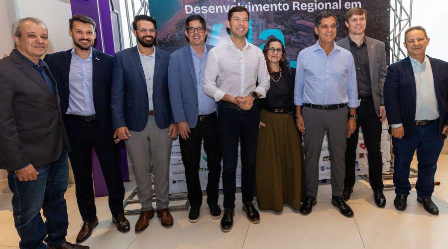 Governador anuncia recursos para construção da segunda ponte sobre o Rio Jucu