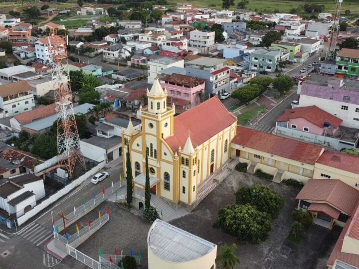 Júnior Abreu ressalta investimentos estratégicos em Alto Rio Novo