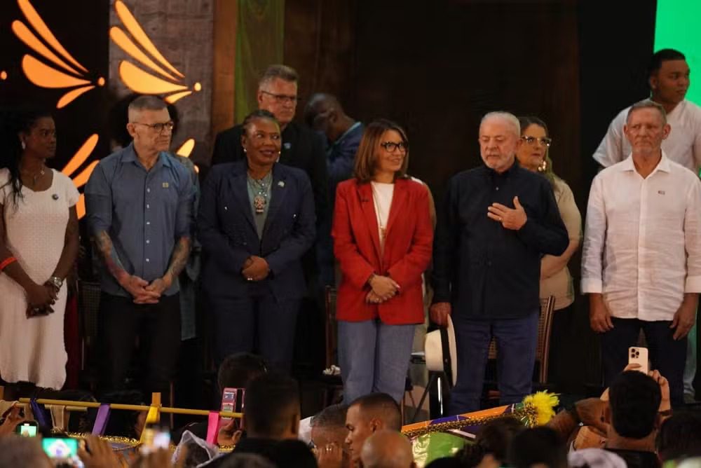 Lula mistura agenda cultural e embate político durante visita ao Espírito Santo