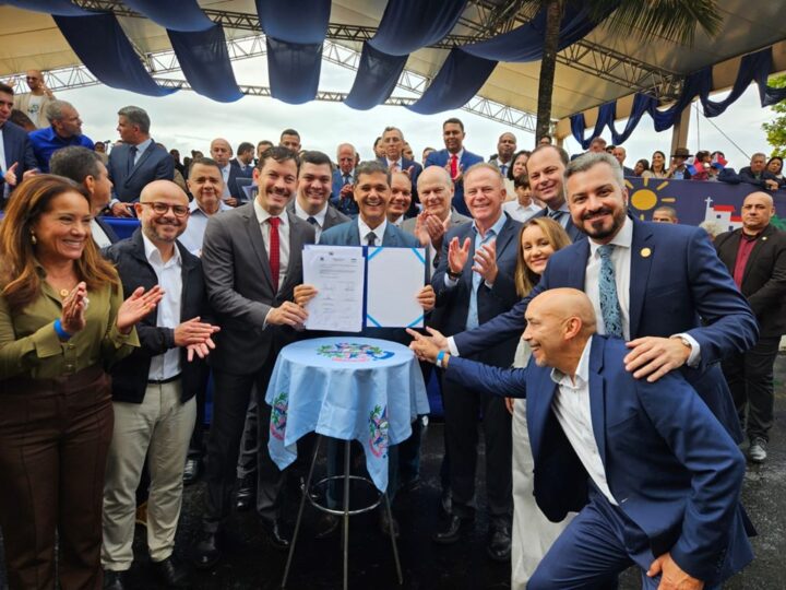Governo do Estado anuncia investimentos e reforça parceria com Vila Velha durante aniversário de 491 anos