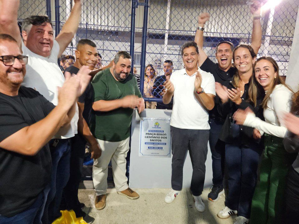 Governador entrega praça revitalizada e anuncia recapeamento em Guarapari