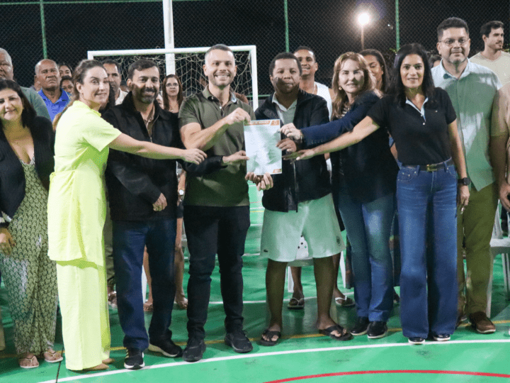 Viana anuncia obras em Araçatiba com unidade de saúde, quadra esportiva e pavimentação