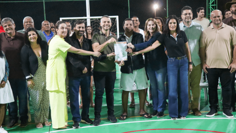 Viana anuncia obras em Araçatiba com unidade de saúde, quadra esportiva e pavimentação