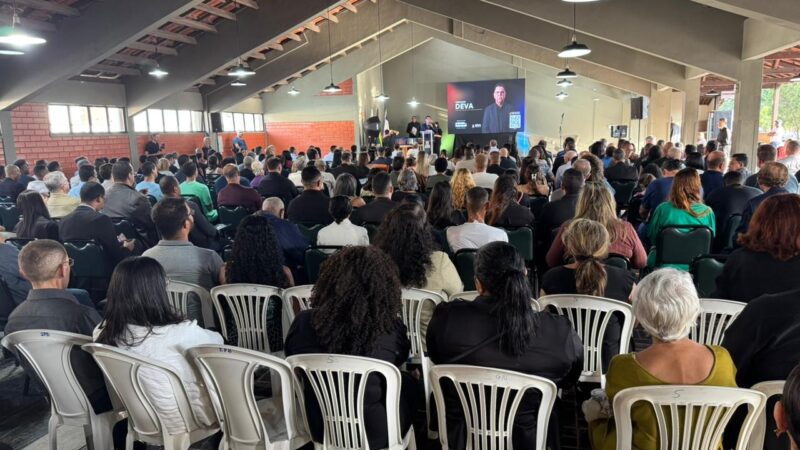 Liderança e Fé: Vereador Deva mobiliza multidão e consolida influência em Vila Velha