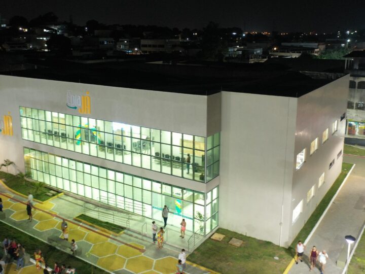 Mutirão noturno amplia acesso à emissão da nova Carteira de Identidade Nacional nesta quinta (9)