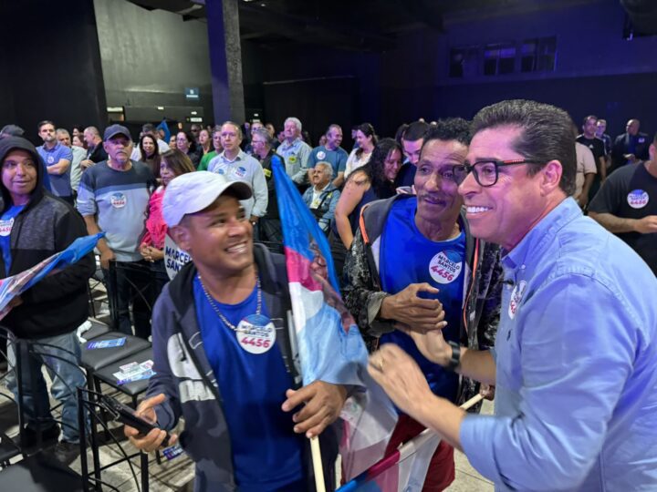 Marcelo Santos reúne apoiadores em Cachoeiro para lançamento de campanha