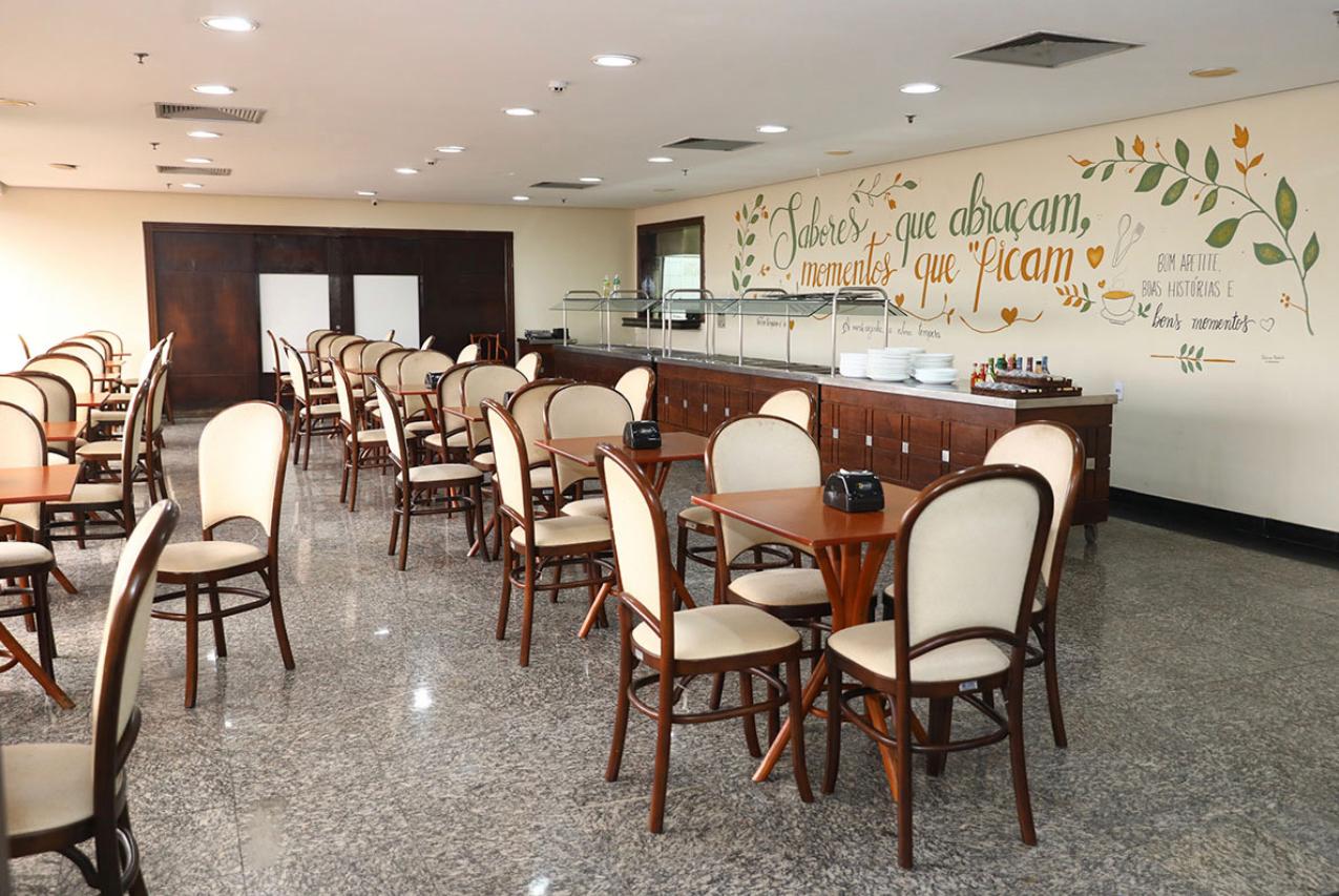 Assembleia inaugura novo restaurante sob comando do chef Rogério Barbosa